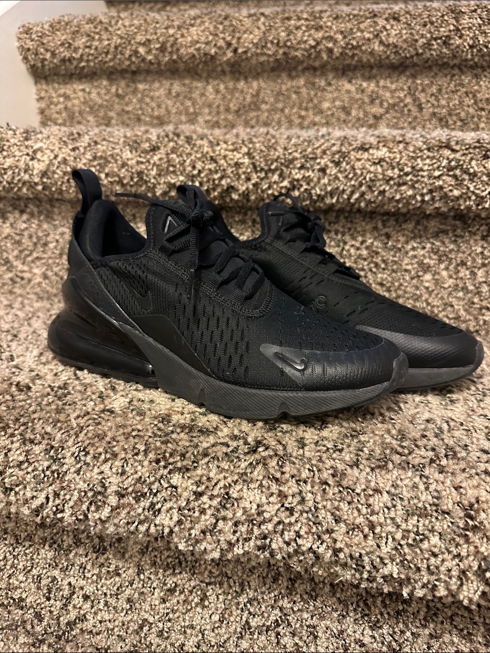 Nike Air Max 270 Kids size 5.5